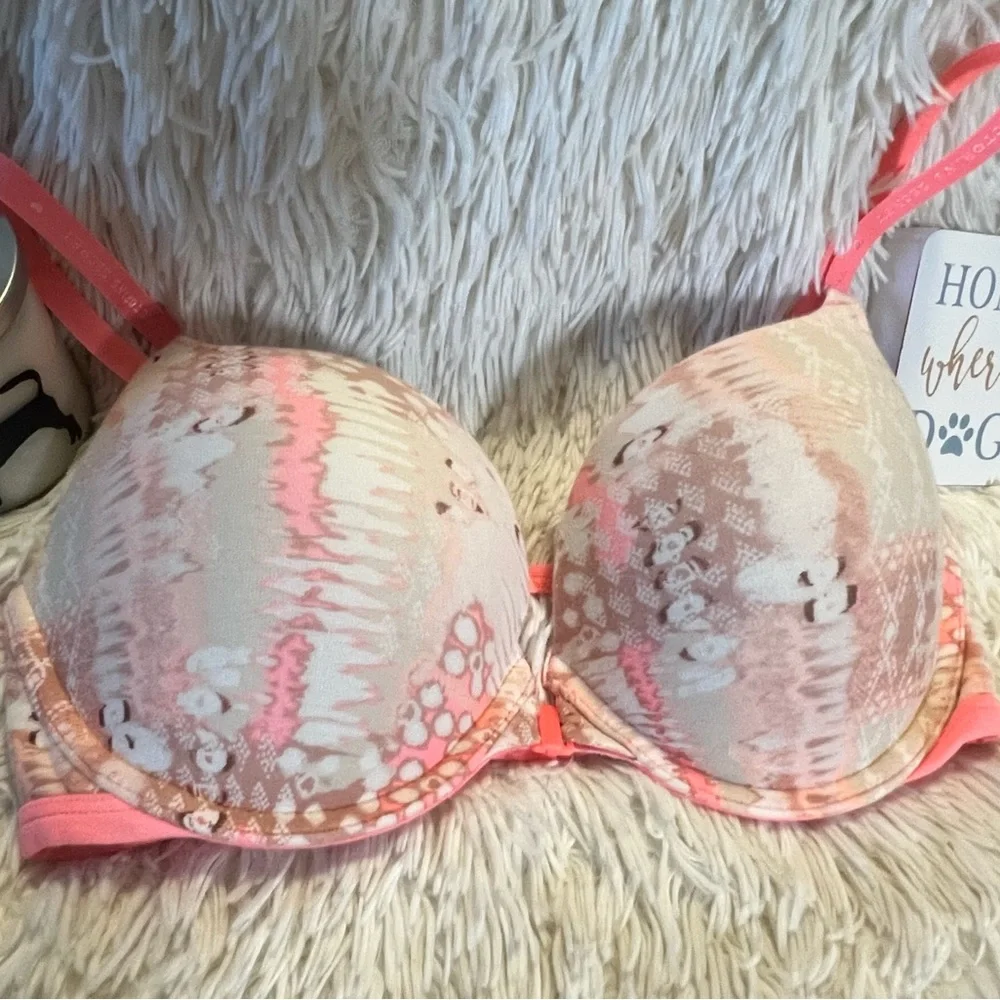 PINK Victoria Secret Bra 36D - Picture 2 of 9